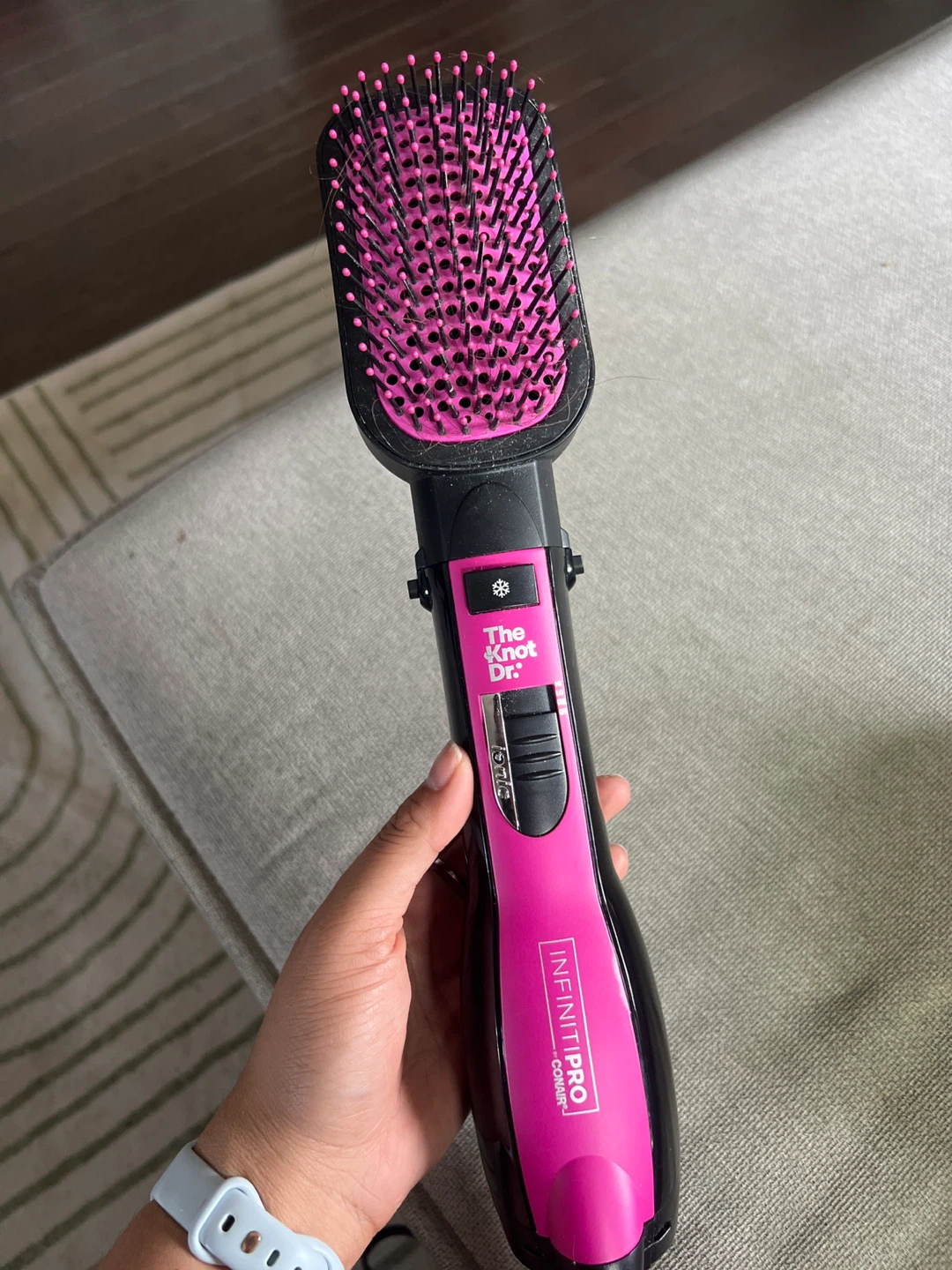 The Knot Dr. Infiniti Pro by Conair Hot Brush