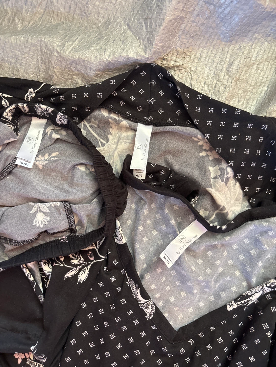 NWOT by Flora Nikrooz 3pc Pajama Set - photo 2