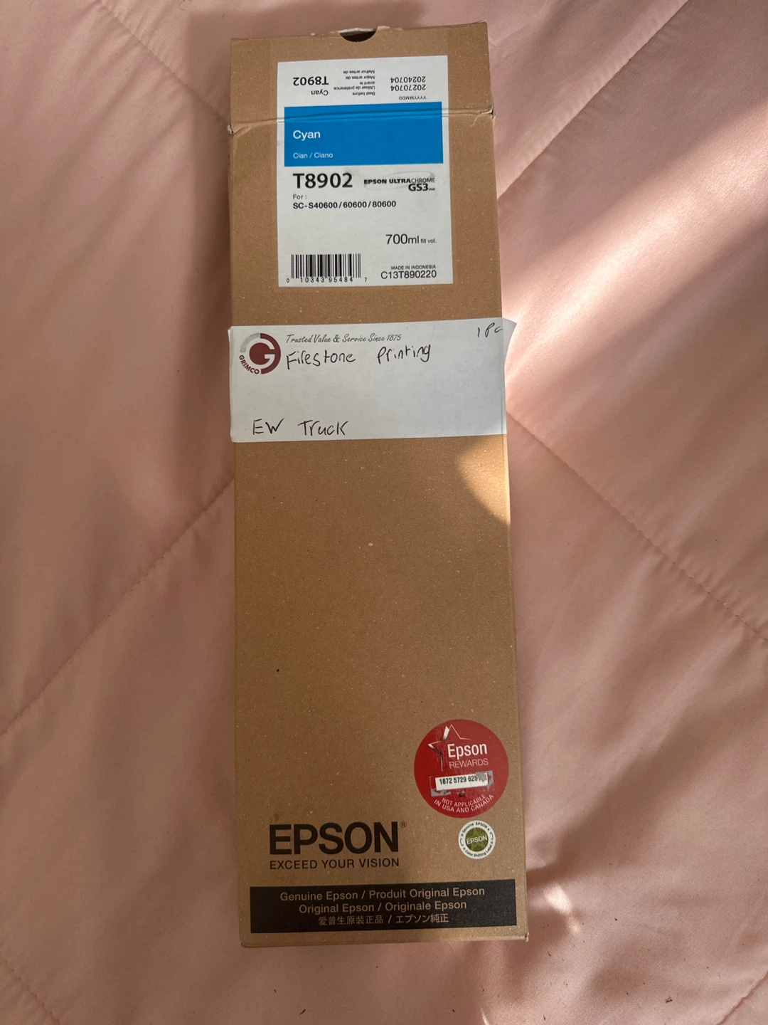 Epson UltraChrome GS3 Cyan Ink Cartridge 700ml T922200 - photo 3