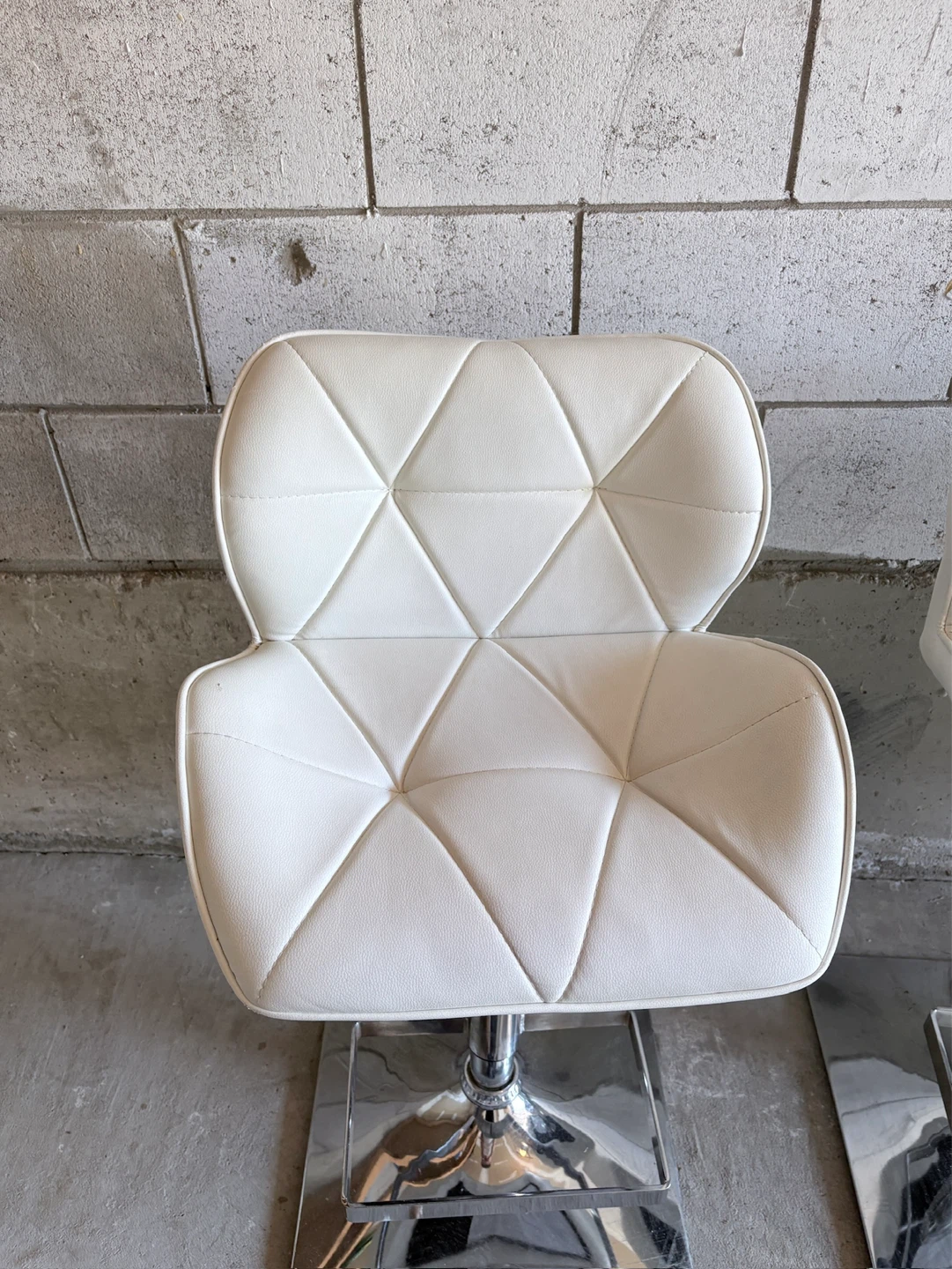 Set of 4 Modern White Swivel Dining Counter Chairs - photo 2