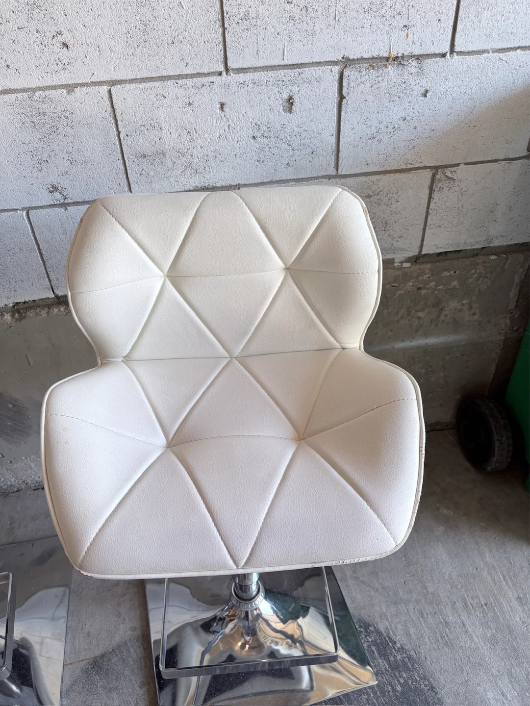Set of 4 Modern White Swivel Dining Counter Chairs - photo 5