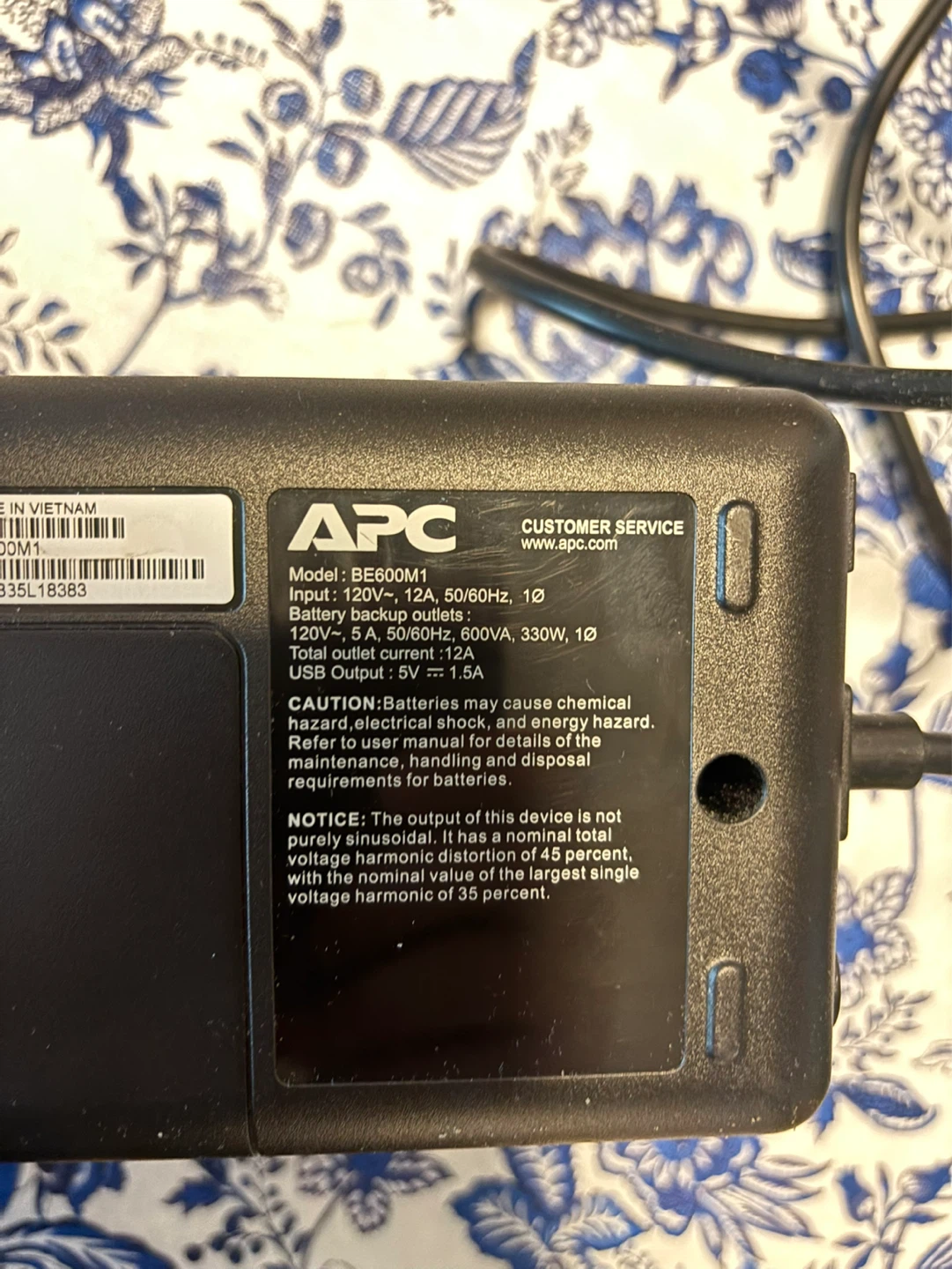 APC BE600M1 Battery Backup UPS - photo 3