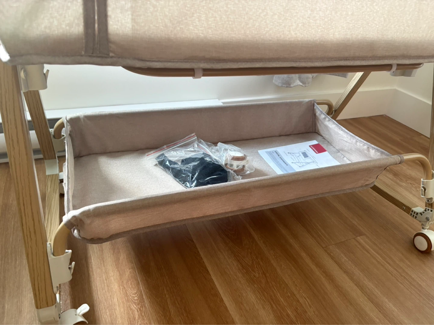 Jestonton Baby Bassinet Bedside Sleeper - photo 5
