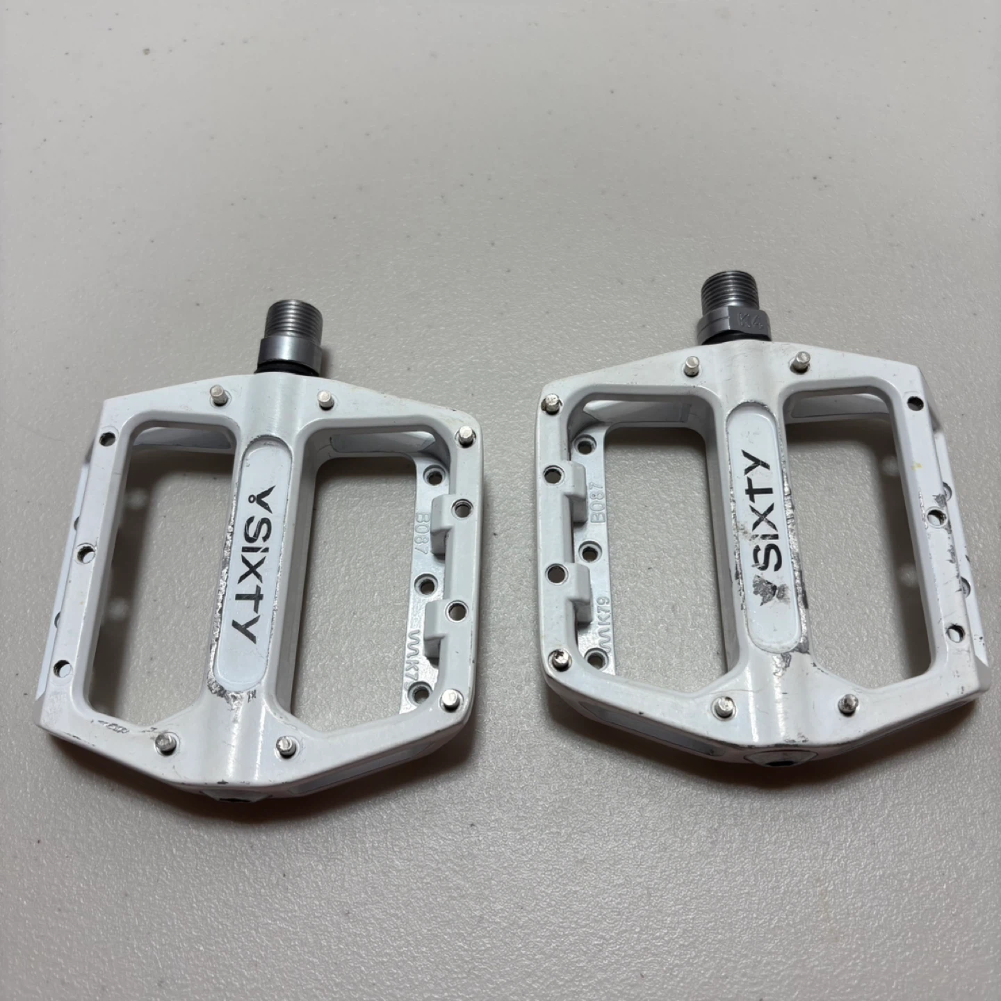 V-SIXTY B87 Bike Pedals (Pair)