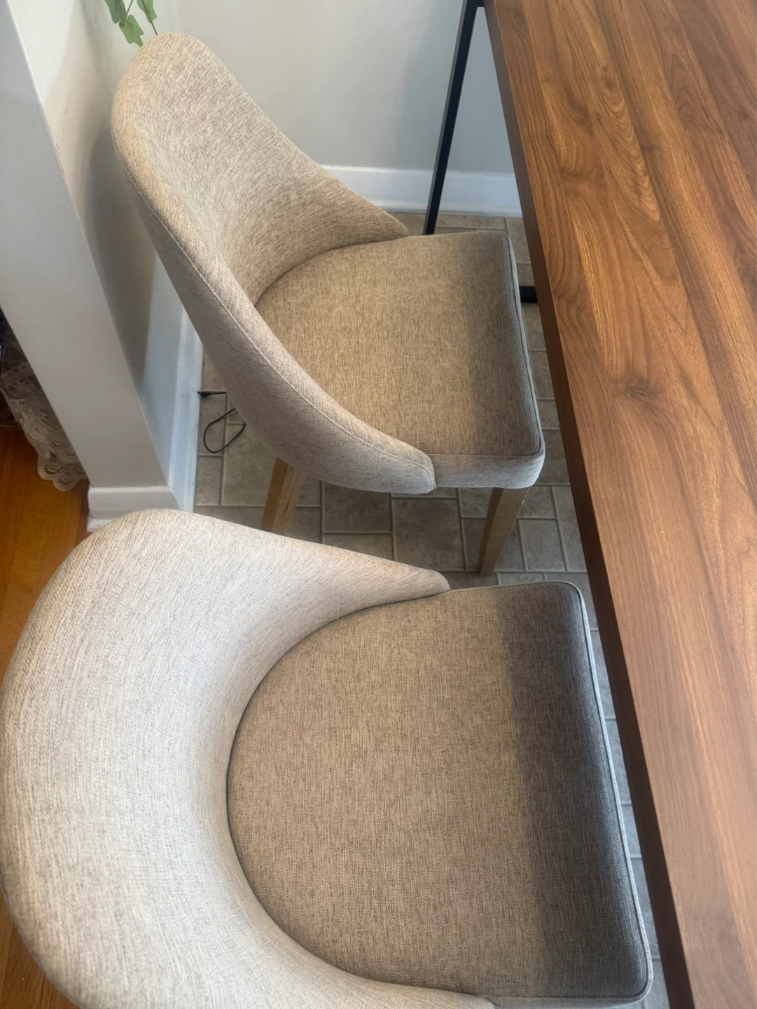 Dining Table and Chairs Set - photo 2