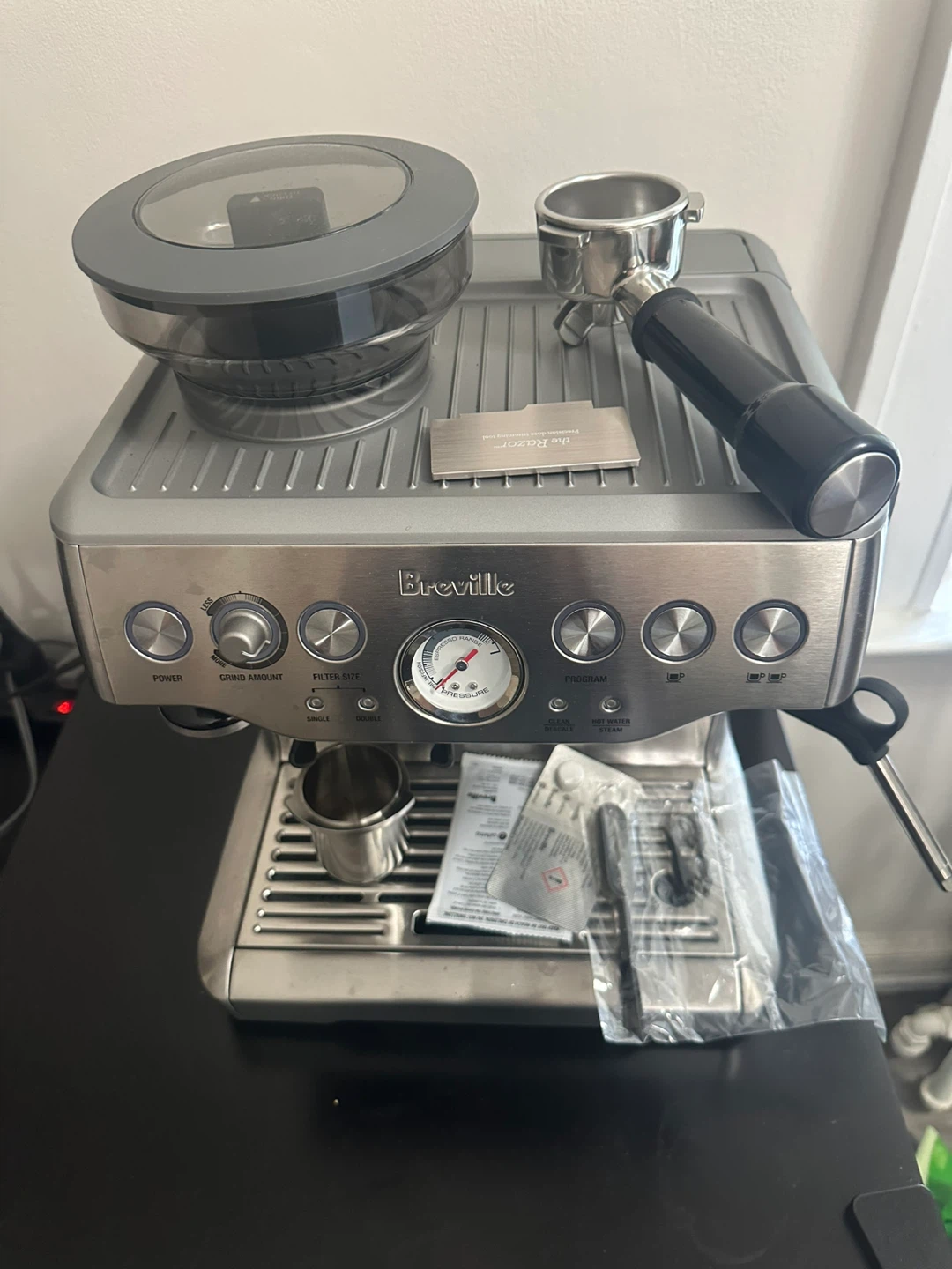 Breville Barista Express Espresso Machine BES870xl - photo 2
