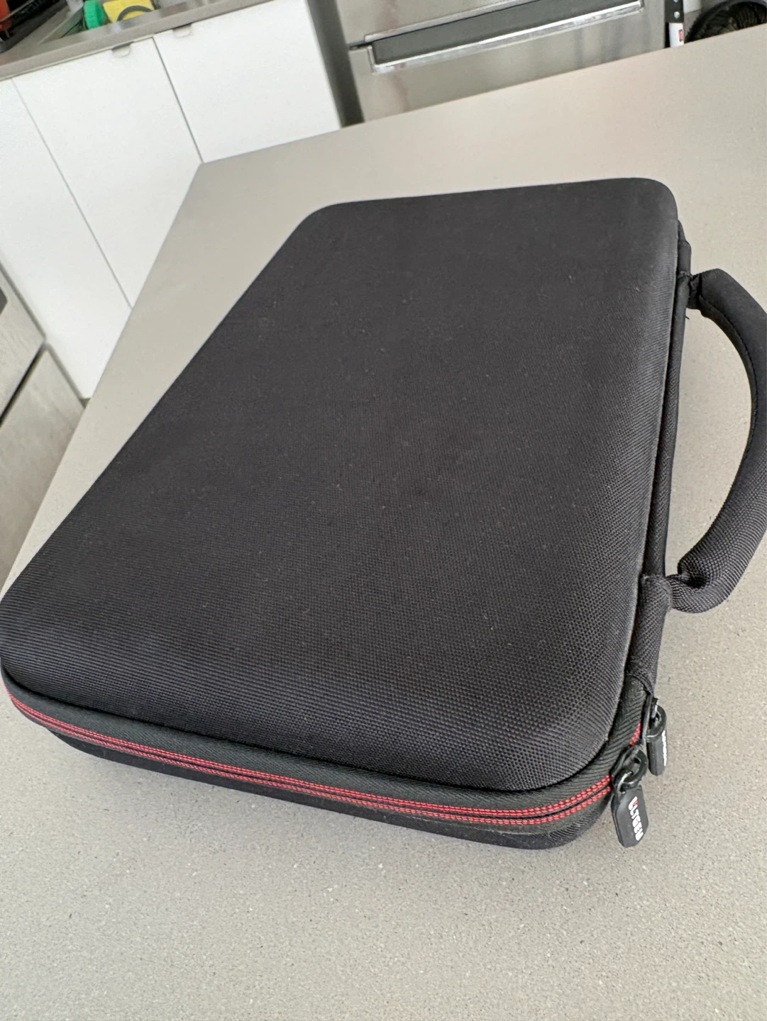 Akai MPK Mini MK3 Keyboard Controller + Case - photo 3