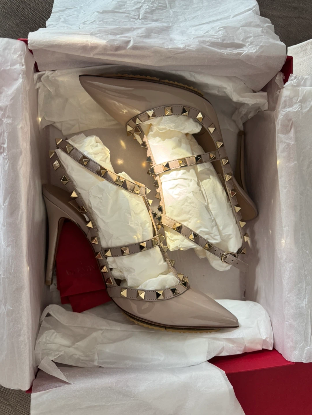 NEW Valentino Rockstud Heels Size 8.5 - photo 5