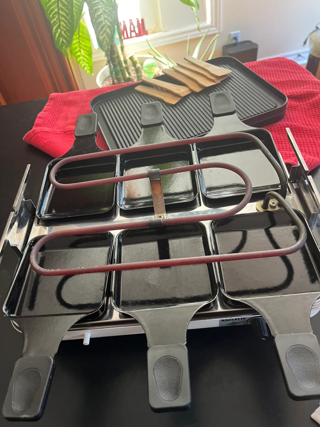 Swiss made Raclette Grill-6person - photo 3