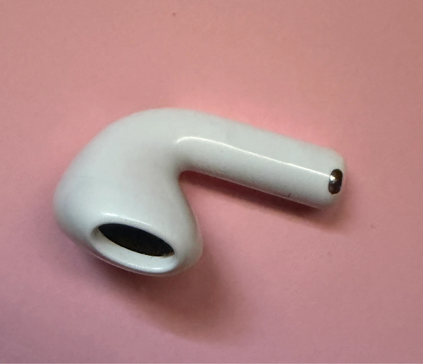 AirPods 4 - Left unit - photo 2