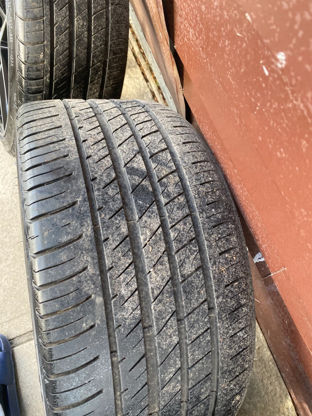 BMW Alloy Wheels and Tires Set - photo 4