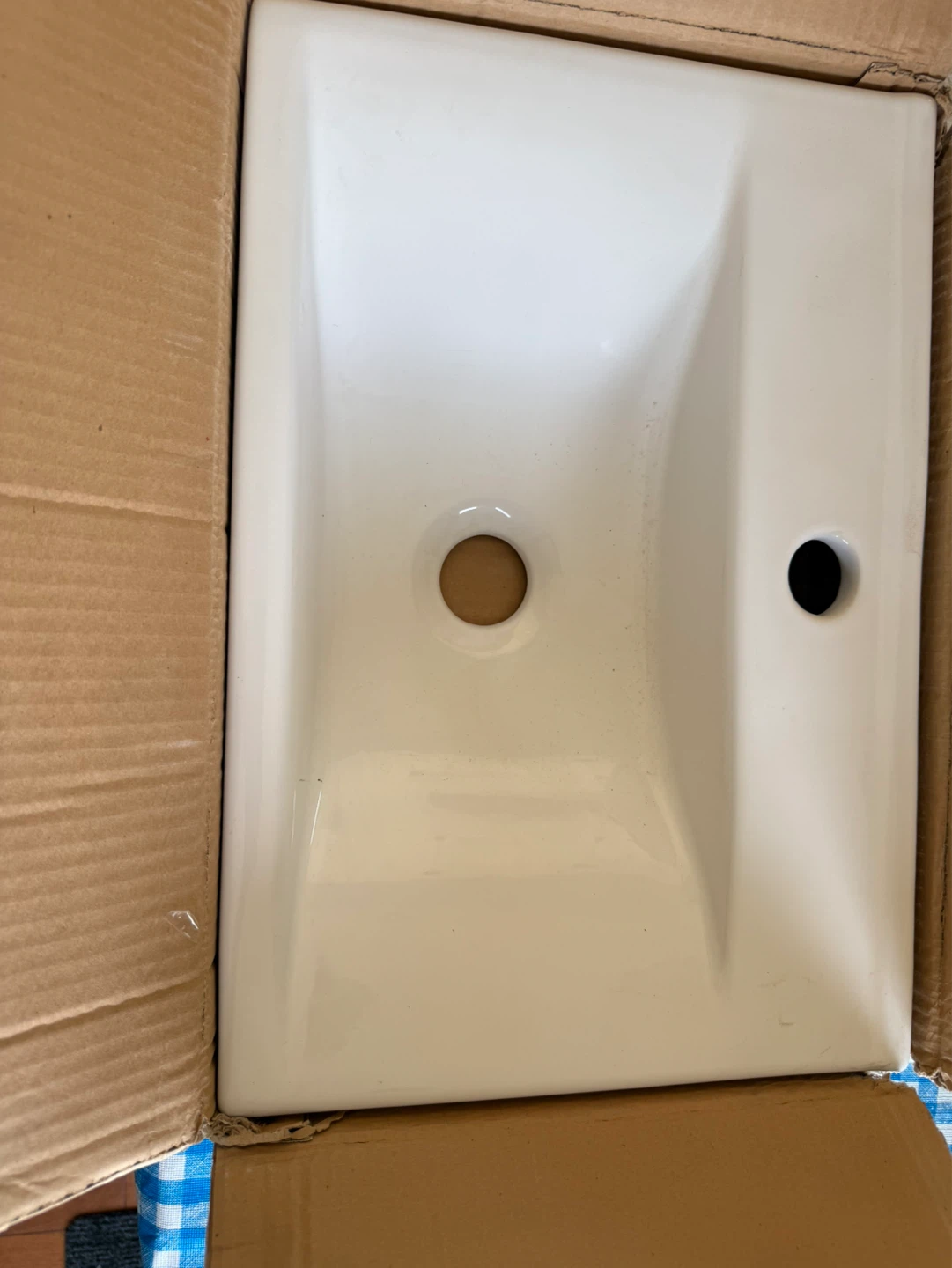White Ceramic Bathroom Sink