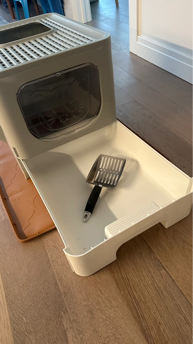 Collapsible Cat Litter Box with Scoop and Litter - photo 4