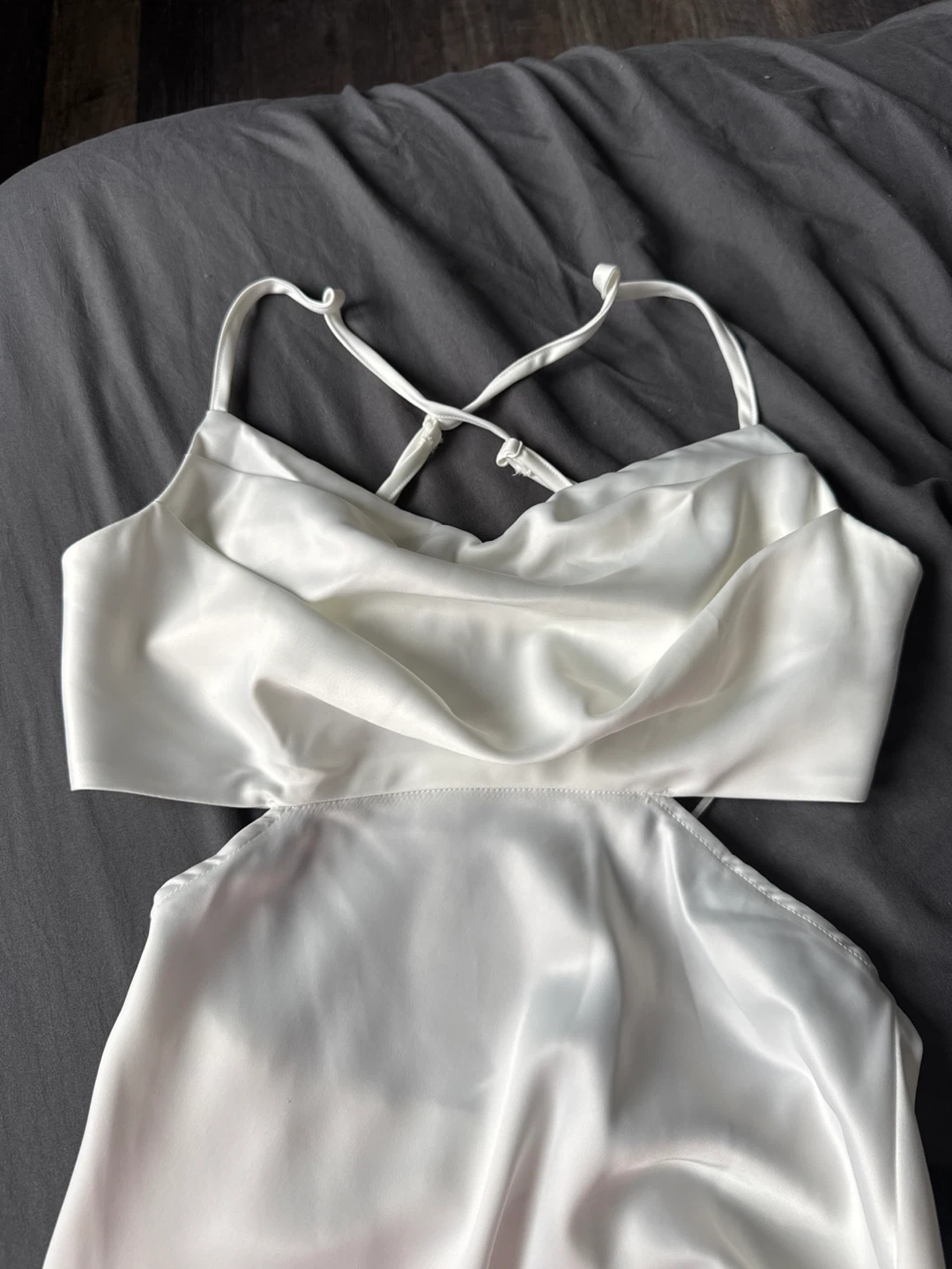 White satin maxi dress with cutouts - photo 4