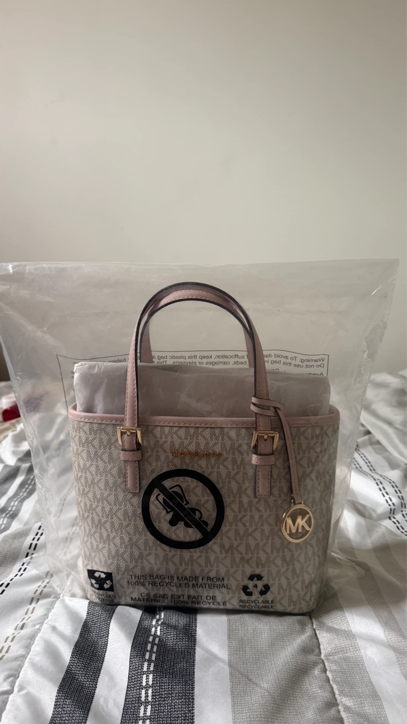 Michael Kors Jet Set Travel Bag - photo 4