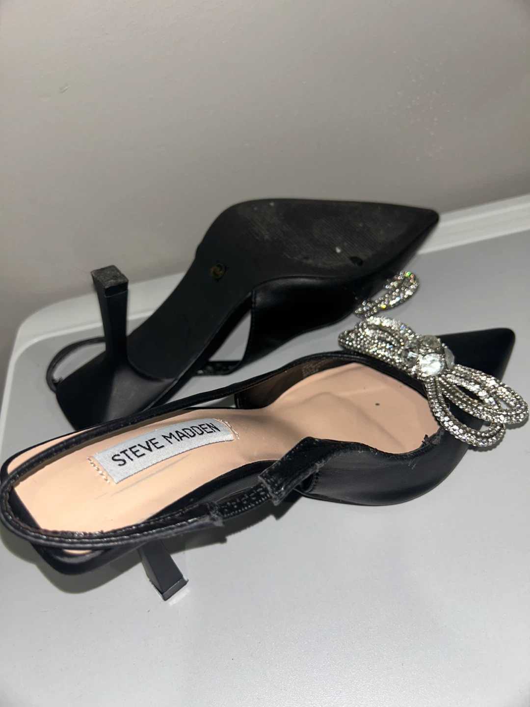 Steve Madden Black Slingback Heels with Rhinestone Bow Size 9 - photo 4