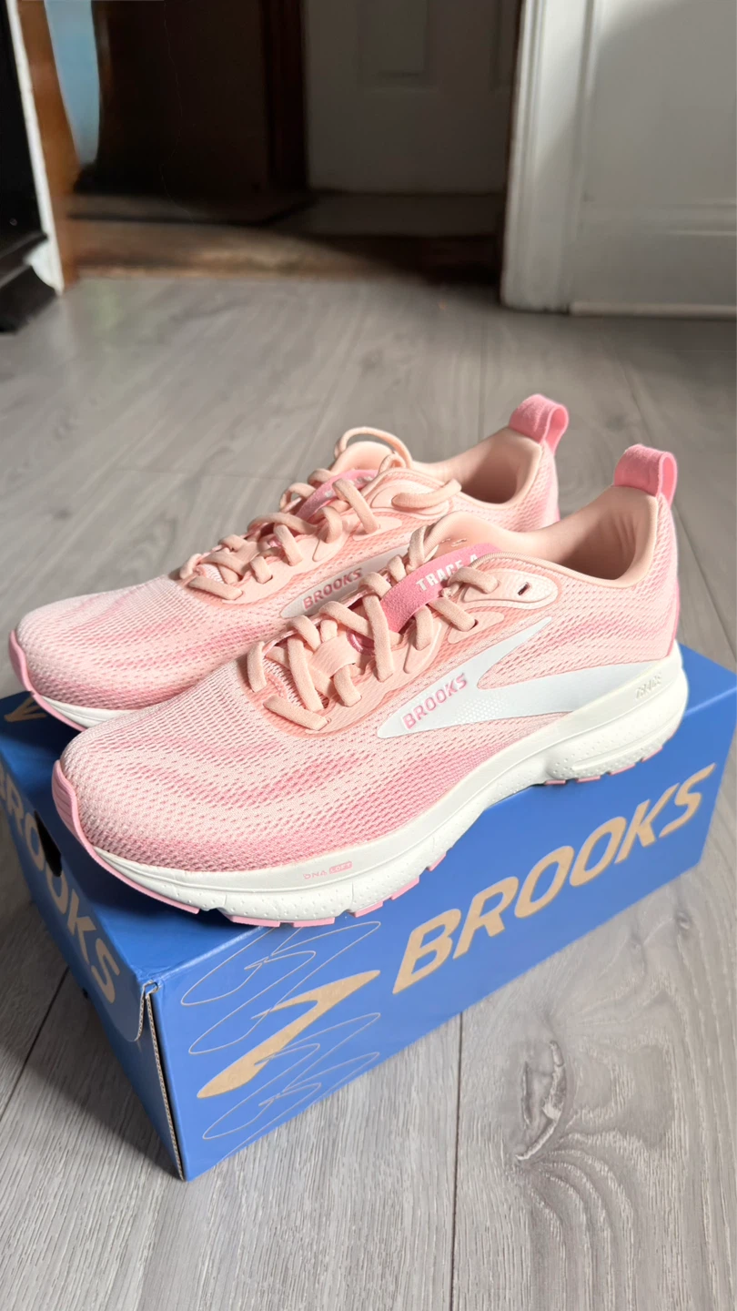 Brooks Adrenaline GTS 25 Women's Running Shoes - photo 3