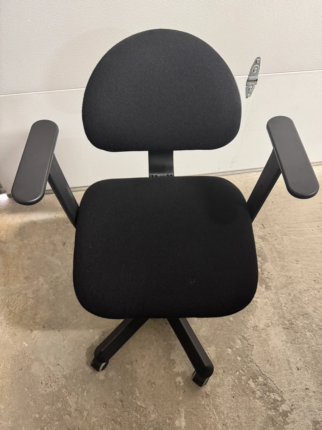Office Chair - Like New - photo 2