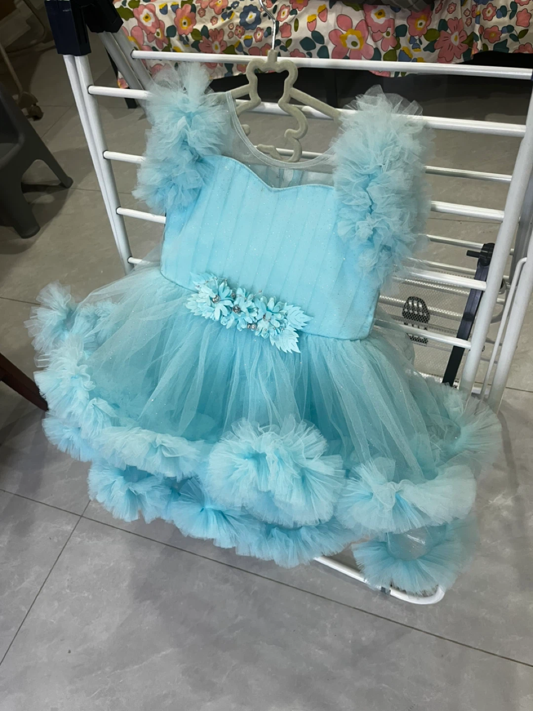 Sparkly light blue party dress for baby girl - photo 3