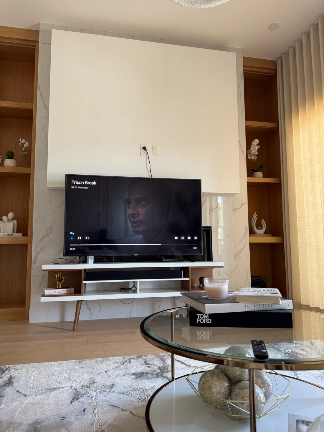 Tv stand