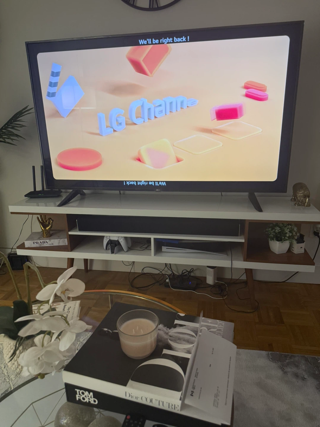 Tv stand - photo 2