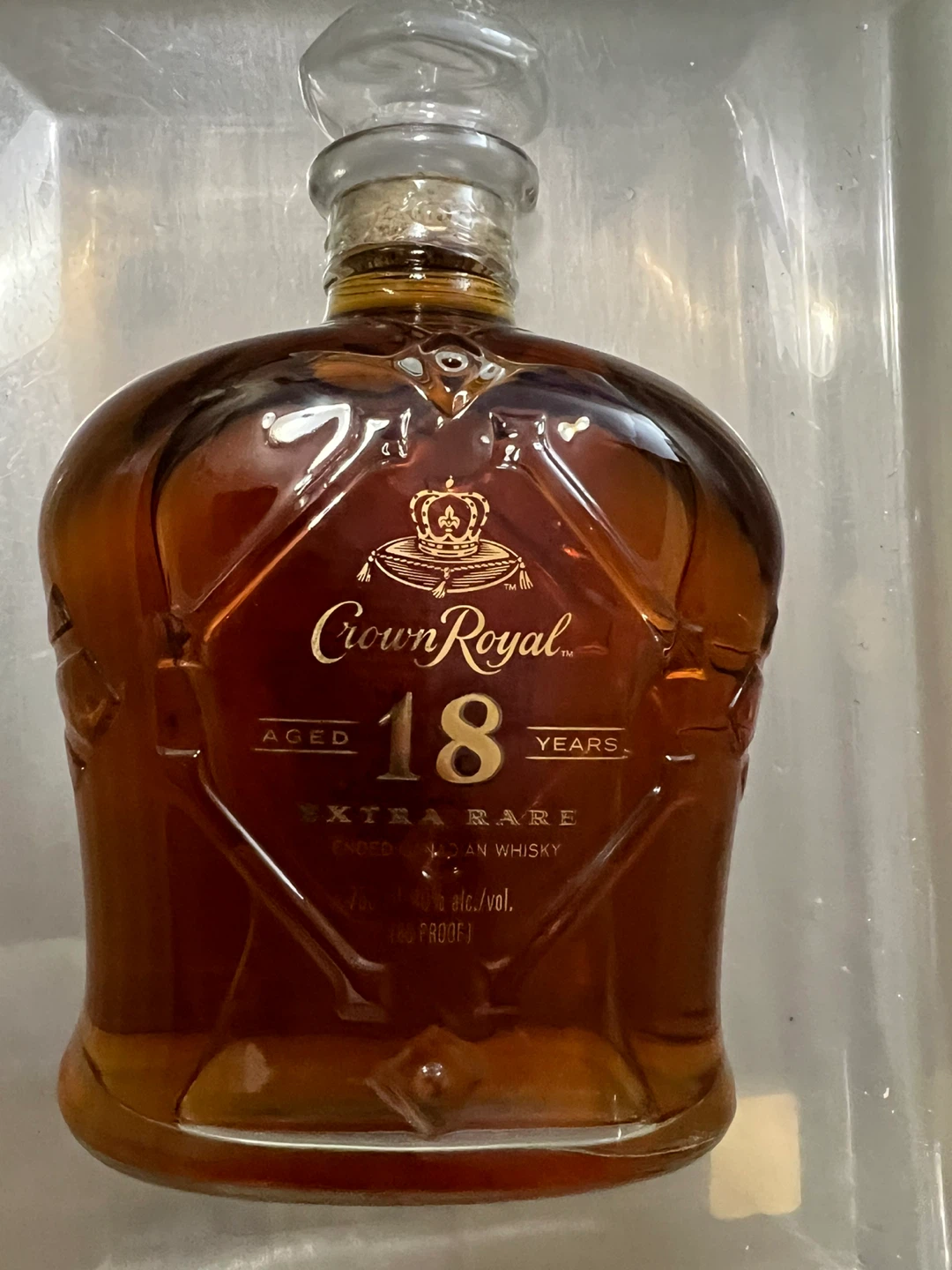 Crown Royal 18 Year Old Extra Rare Blended Canadian Whisky - photo 5