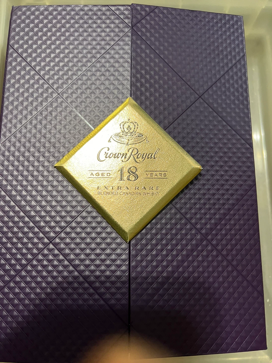 Crown Royal 18 Year Old Extra Rare Blended Canadian Whisky - photo 3