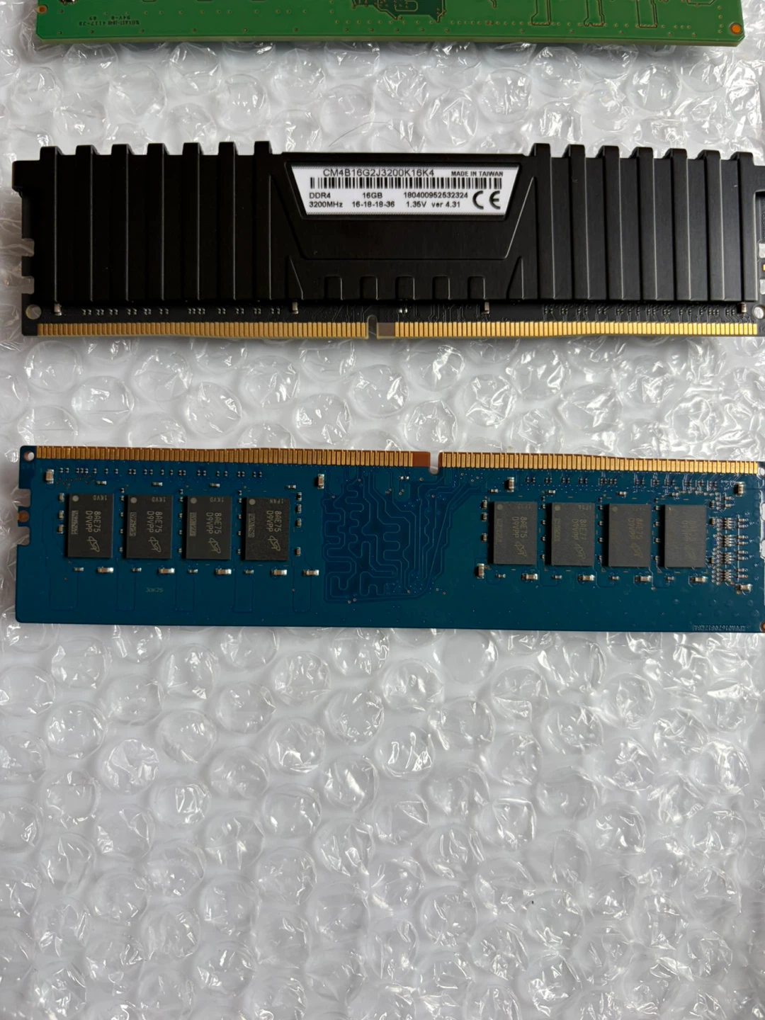 3x RAM Modules - Corsair Vengeance, Lenovo - photo 5