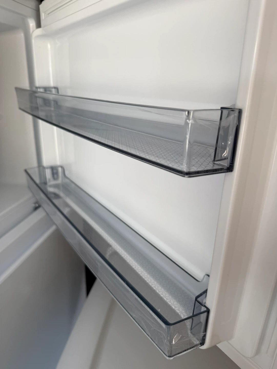 Hisense White Refrigerator - photo 4