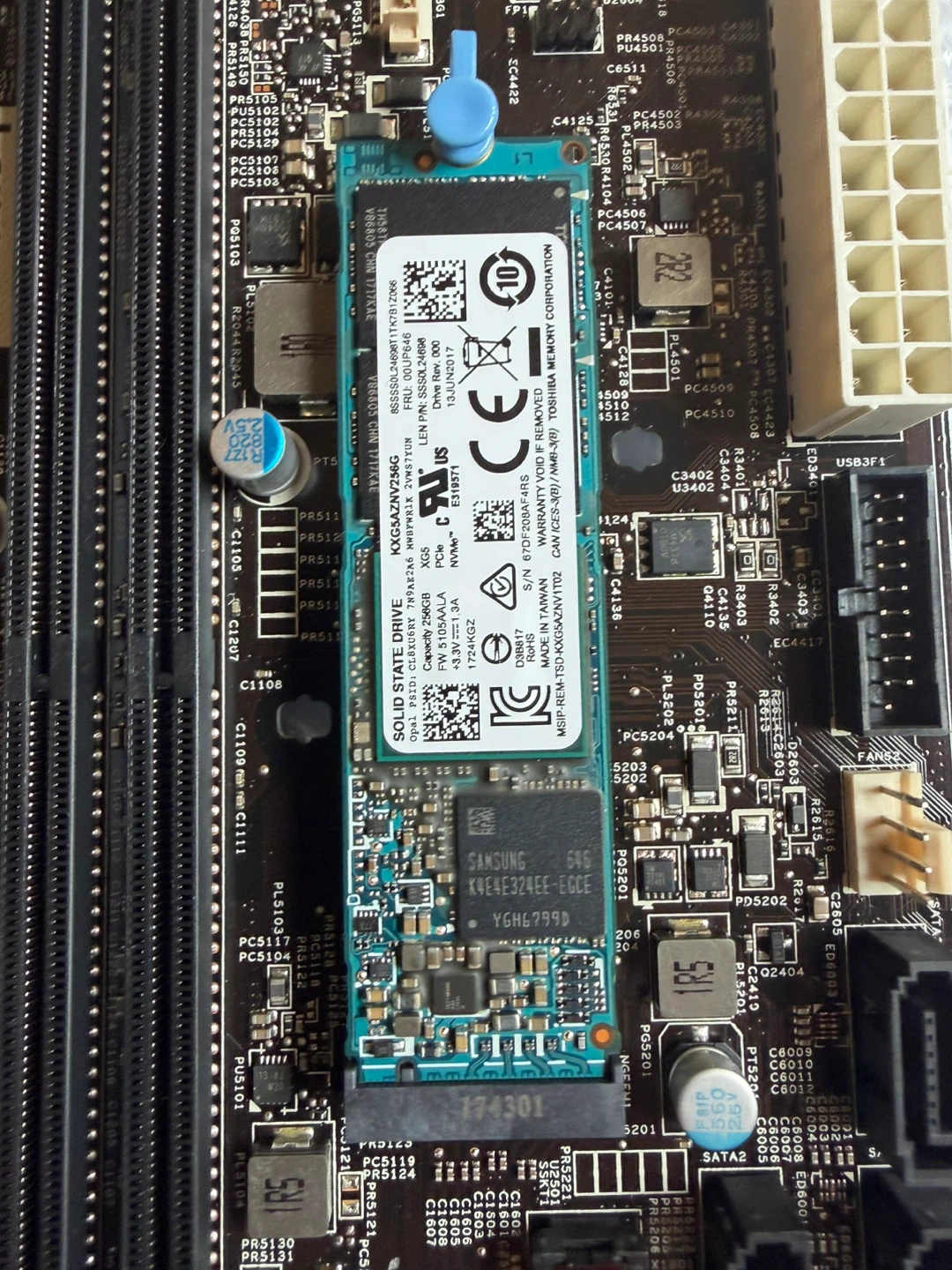 Lenovo Motherboard with Intel CPU and Samsung SSD - photo 3