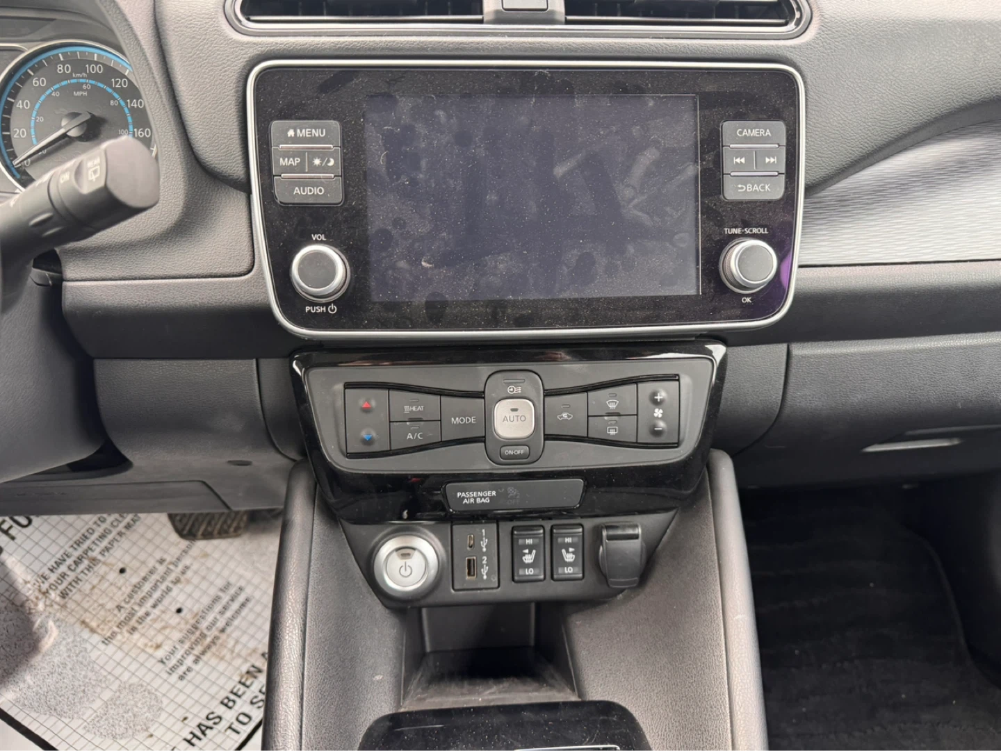 Nissan Leaf Electric Vehicle - photo 4