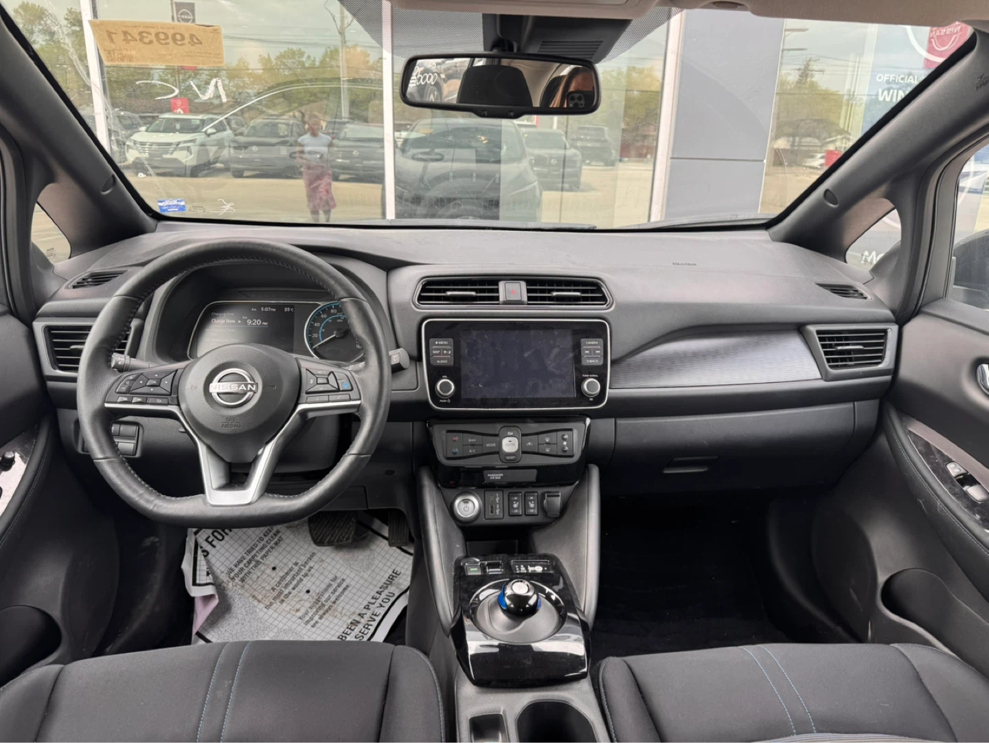 Nissan Leaf Electric Vehicle - photo 2