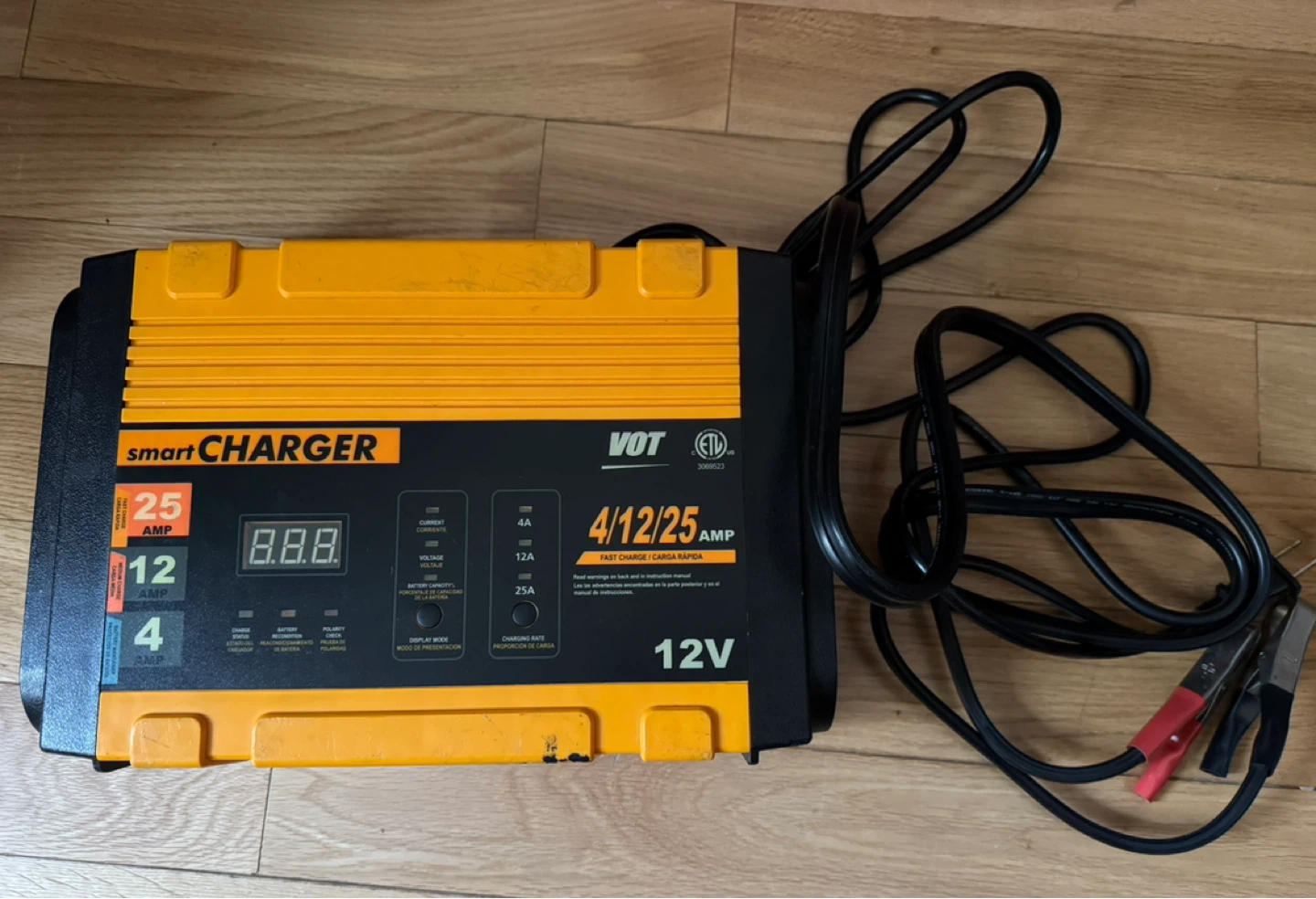 VOT SmartCHARGER 25 Amp 12V Battery Charger