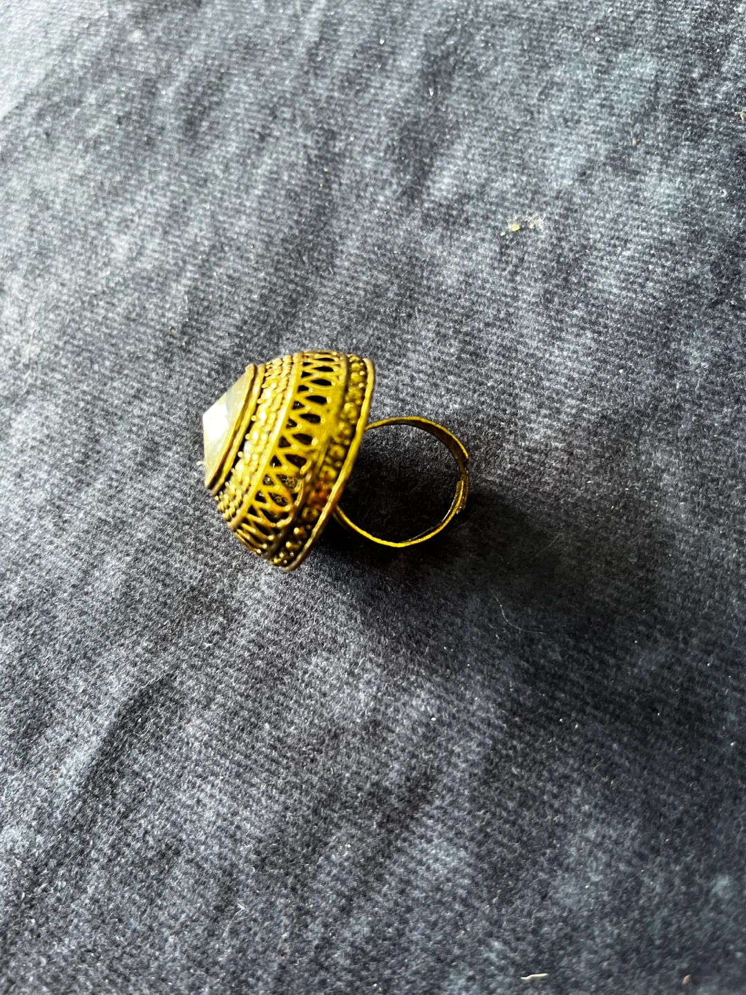 Vintage Gold plated Ring with Clear Gemstone - photo 4