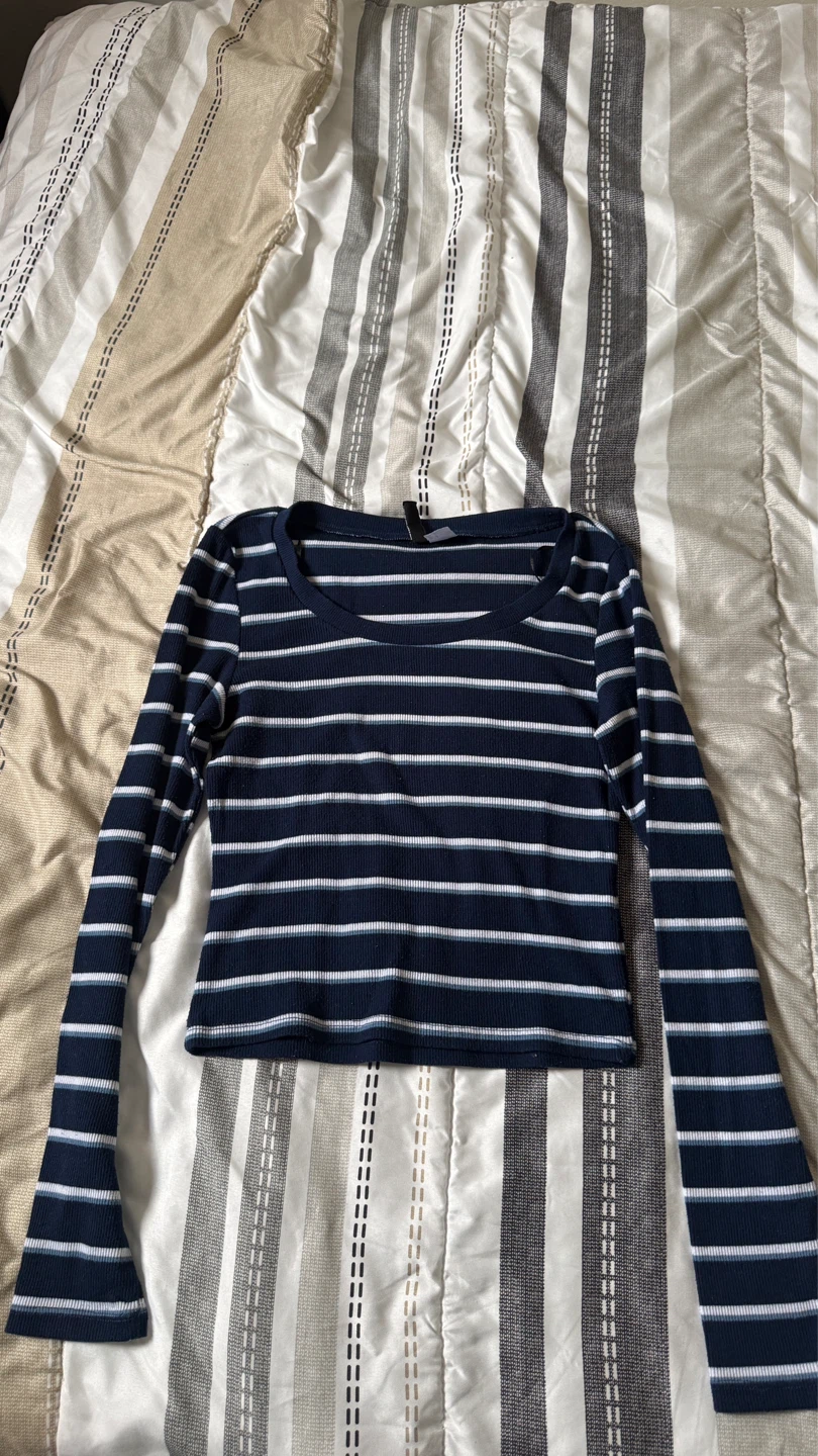 Bundle of 5 long sleeve tops - photo 2