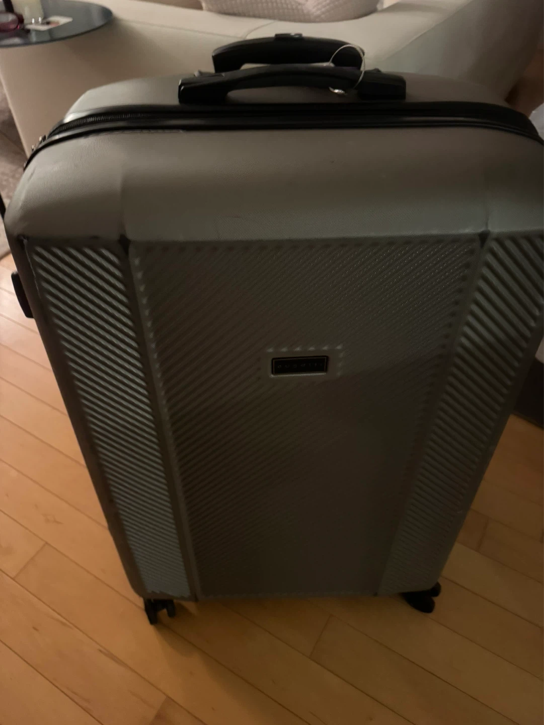 Suitcases - photo 3