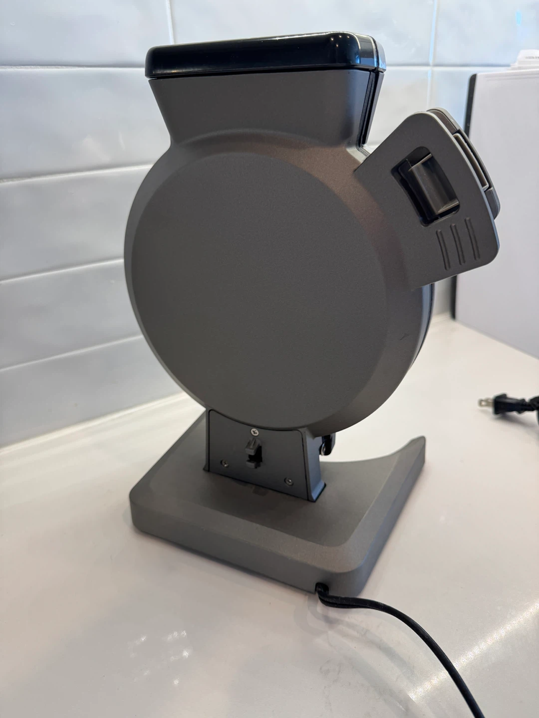 Cuisinart Vertical Waffle Maker - photo 5