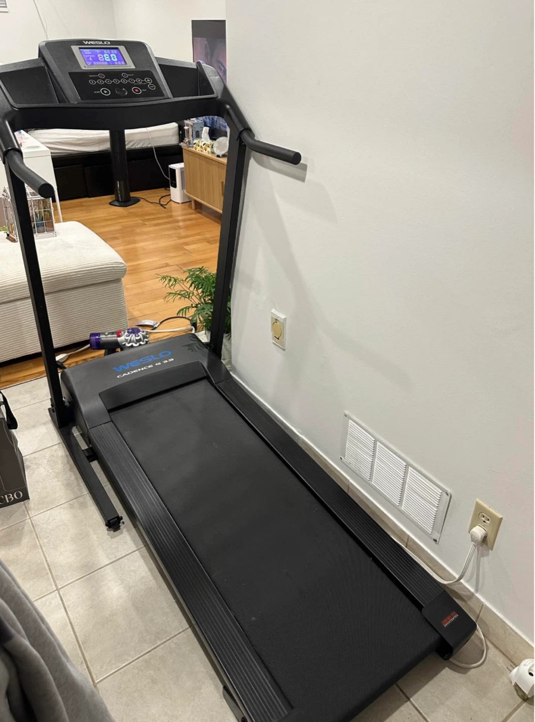 Weslo Cadence G 3.9 Treadmill - photo 3
