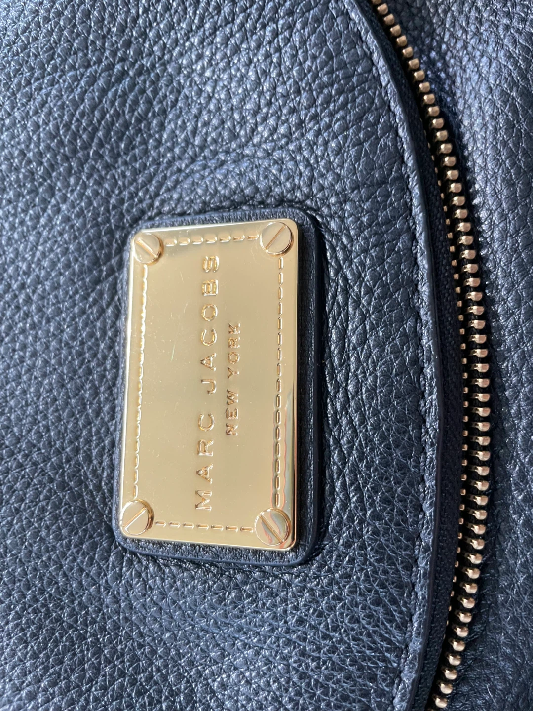 Marc Jacobs Black Leather Backpack - photo 3