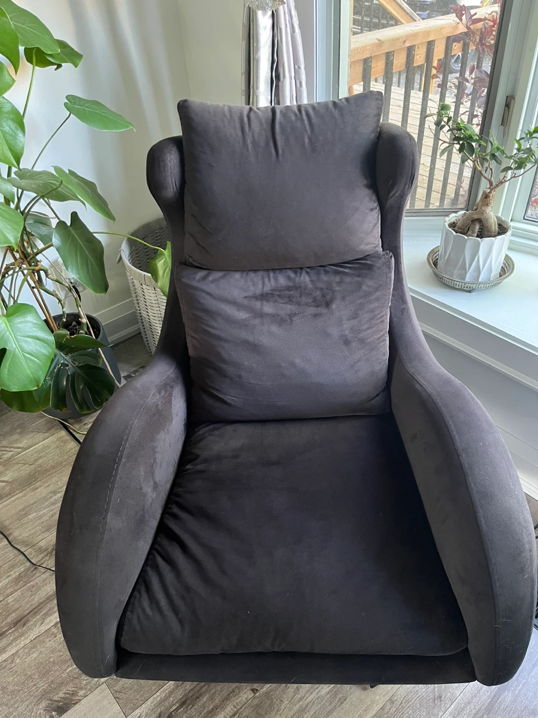 Comfortable Swivel Black VelvetArmchair - photo 2