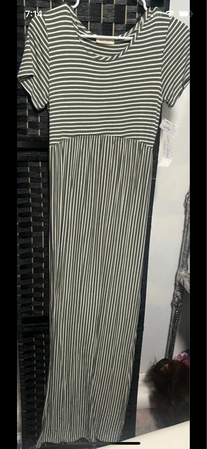 Maternity Maxi Dress size S or l - photo 2