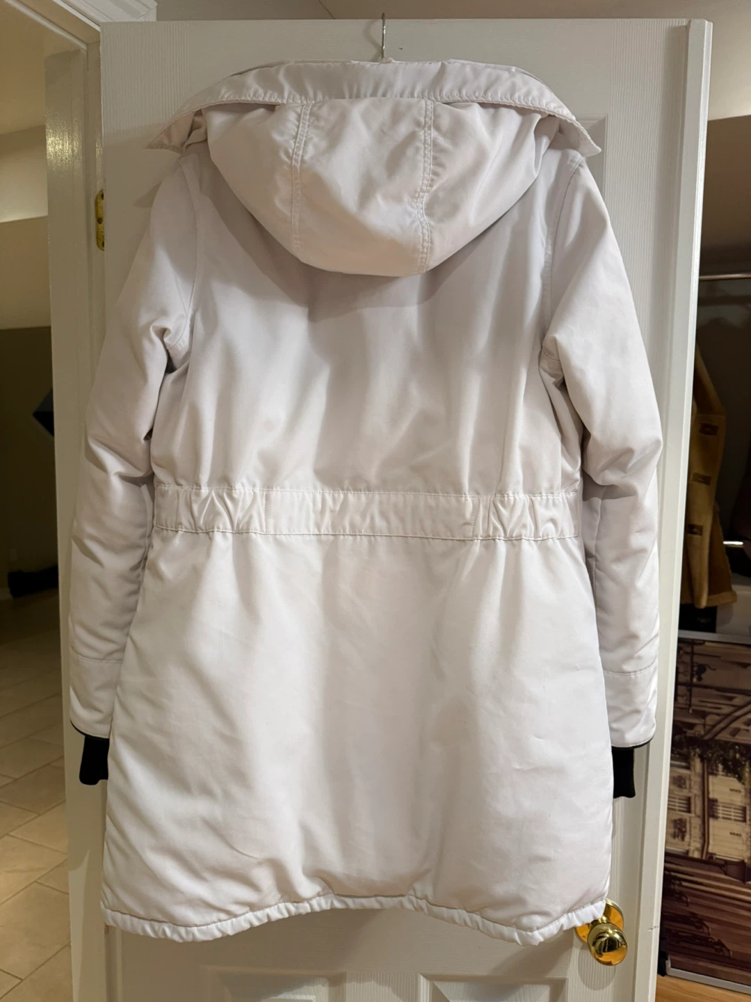 Moving Sale. Canada Goose White Parka Jacket - photo 4