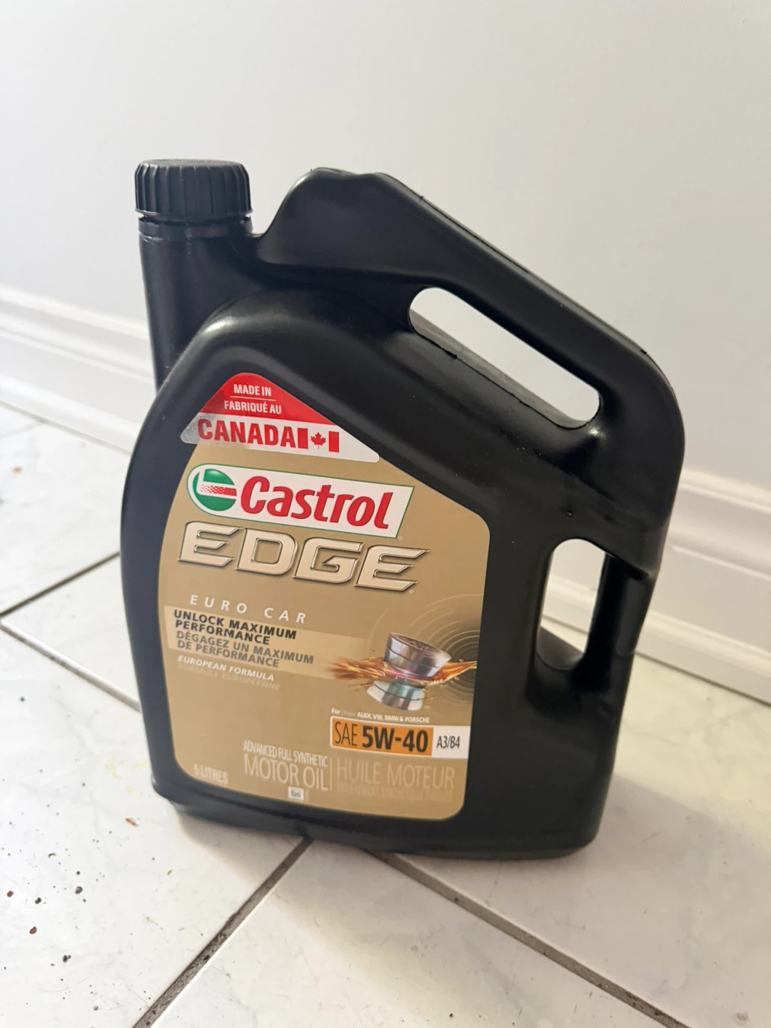 Castrol EDGE 5W-40 Motor Oil (HALF USED)