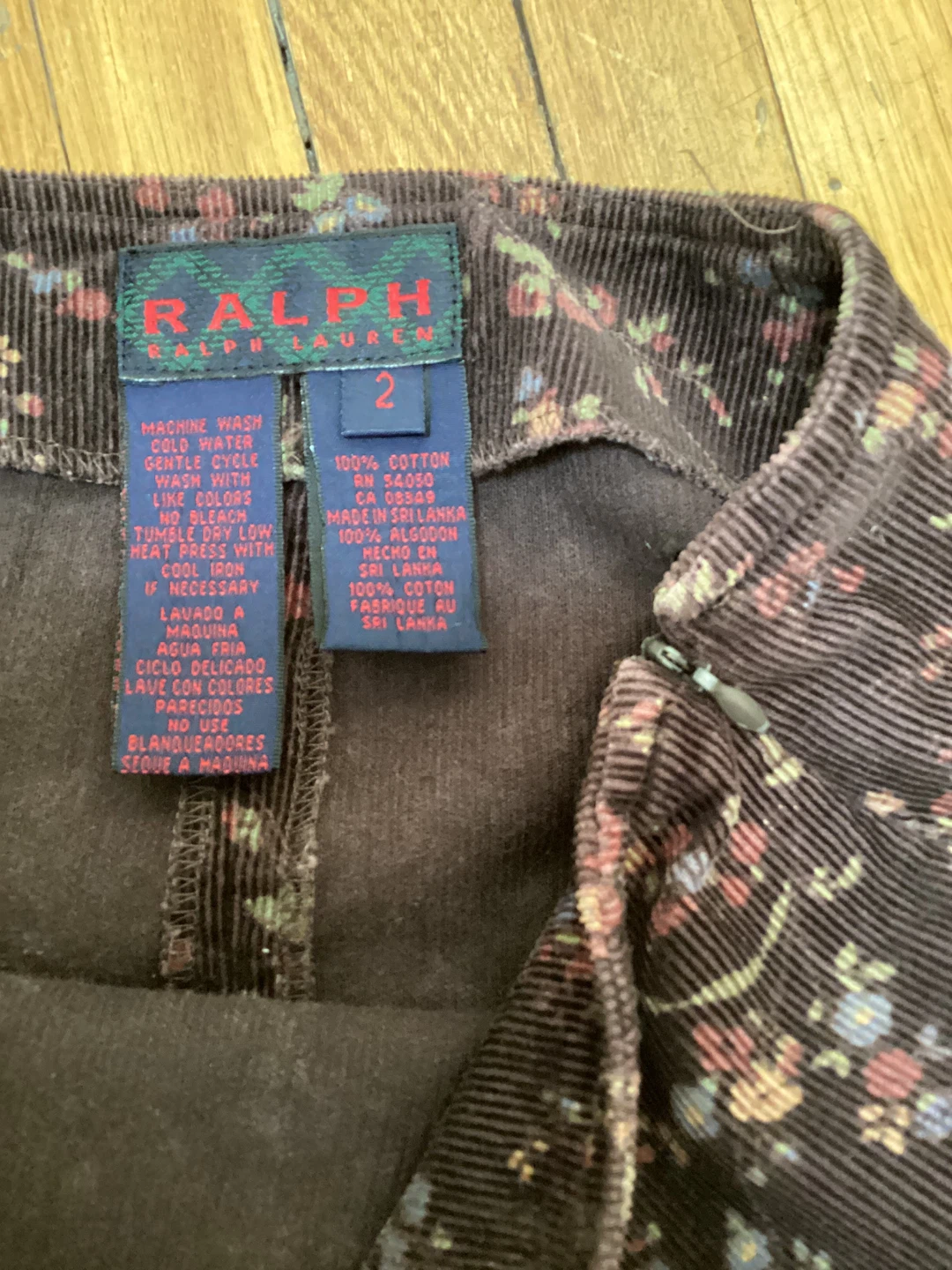 Ralph Lauren Floral Corduroy Skirt Size 2 - photo 3