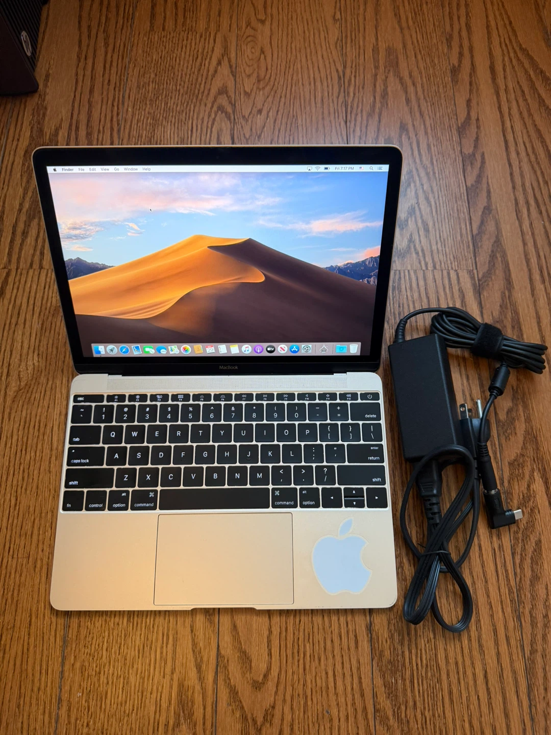 MacBook Retina 12” 2017/8GB RAM/256GB SSD/Good Battery