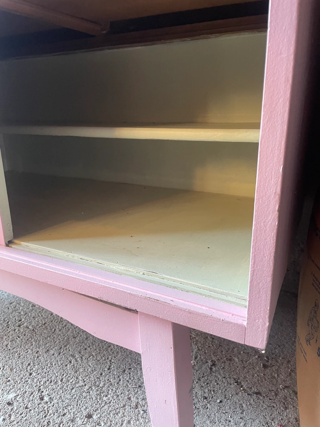 Pink Hutch with Drawers and Shelves - photo 4