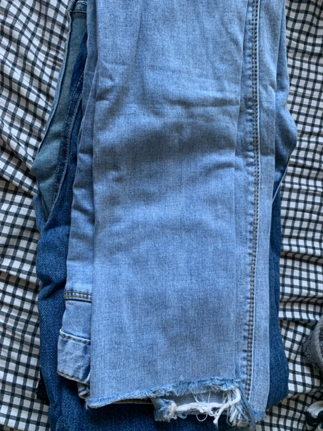 Bundle of Women's Jeans - photo 4