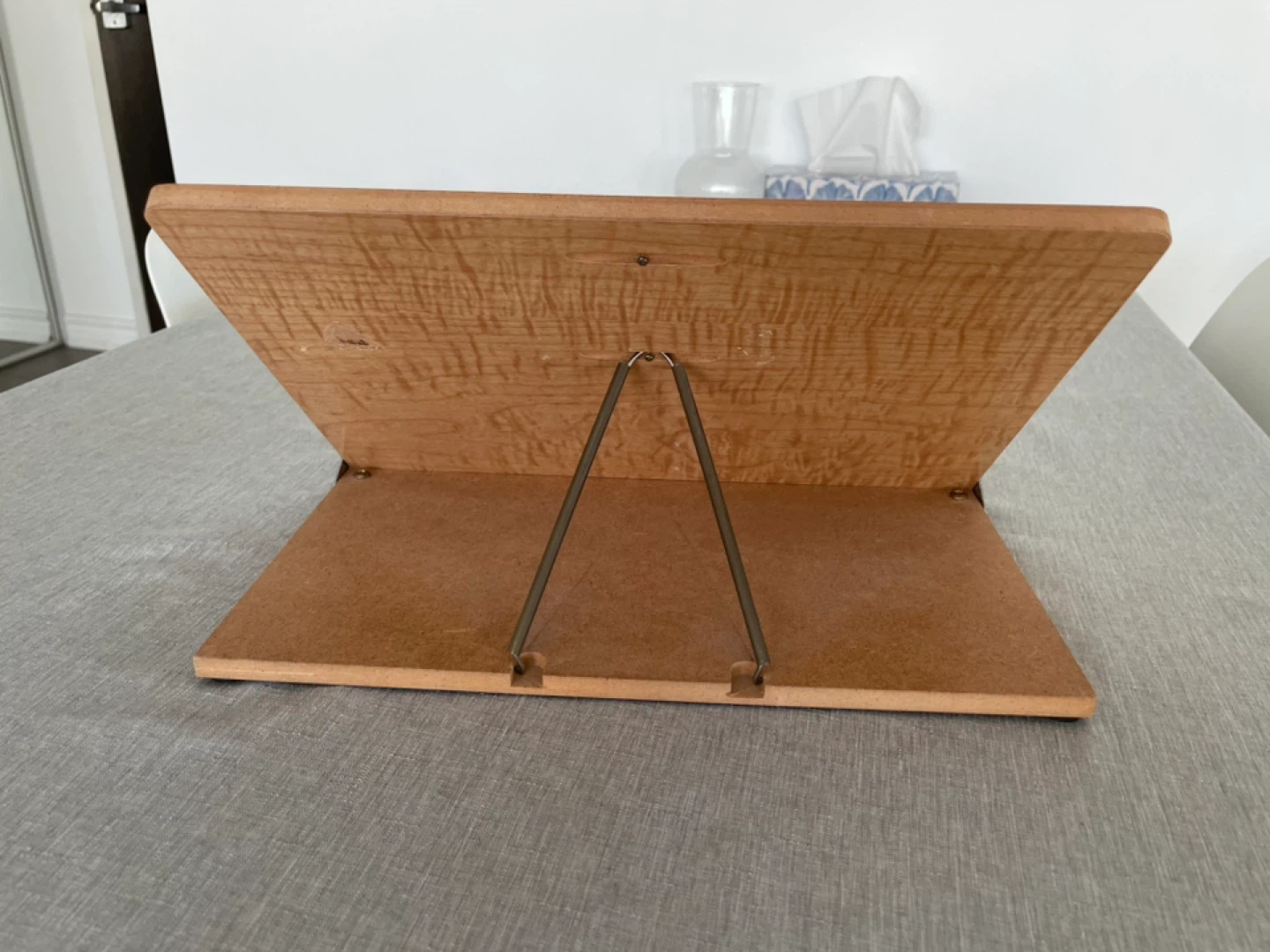Wooden Book Stand - photo 4