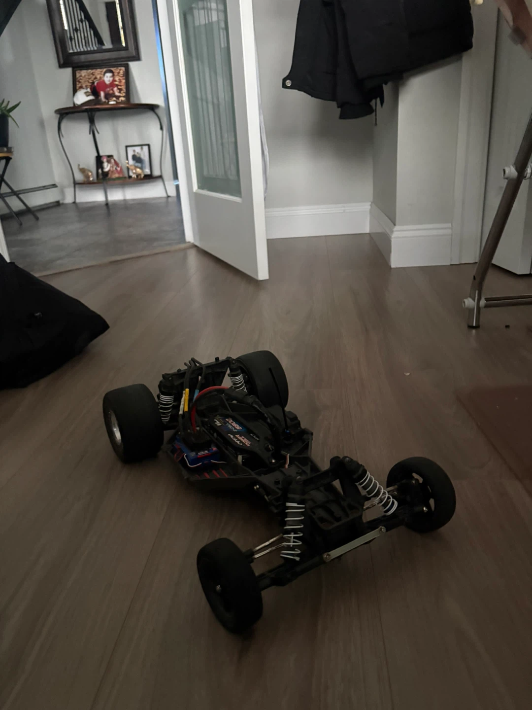 Traxxas 2.4GHz RC Car - photo 2