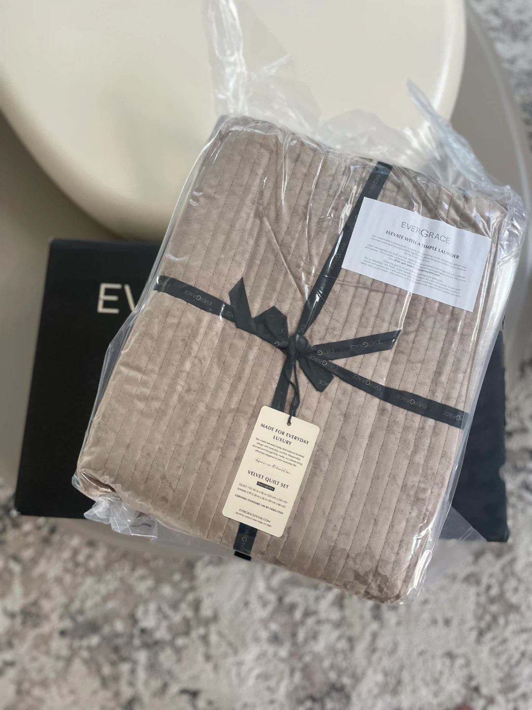 Evergrace Velvet Quilt Set - Full/Queen